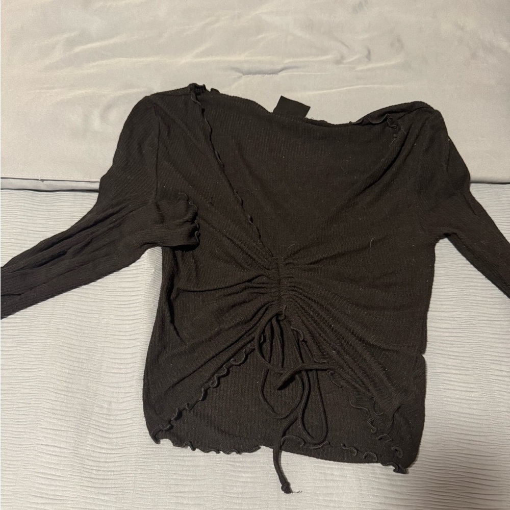 Urban Outfitters Women's Small Black Ruched Long Sleeve Crop Top